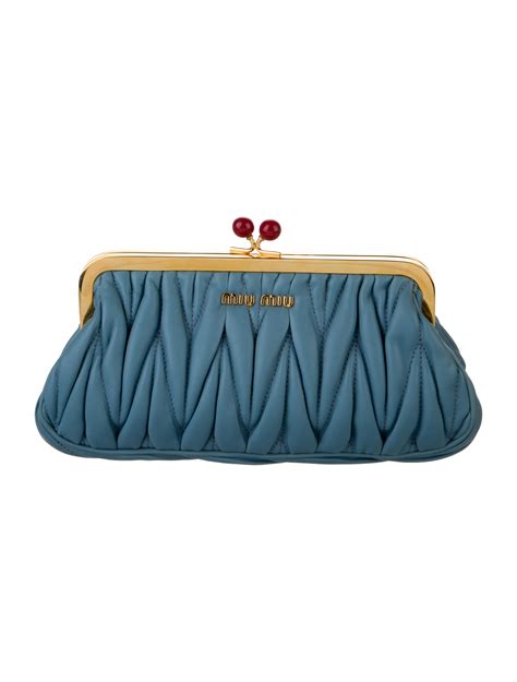 miu miu clutches